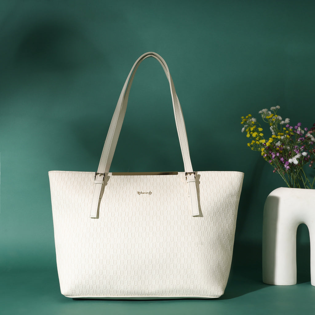 Classic Textured Tote Bag By Woomenly