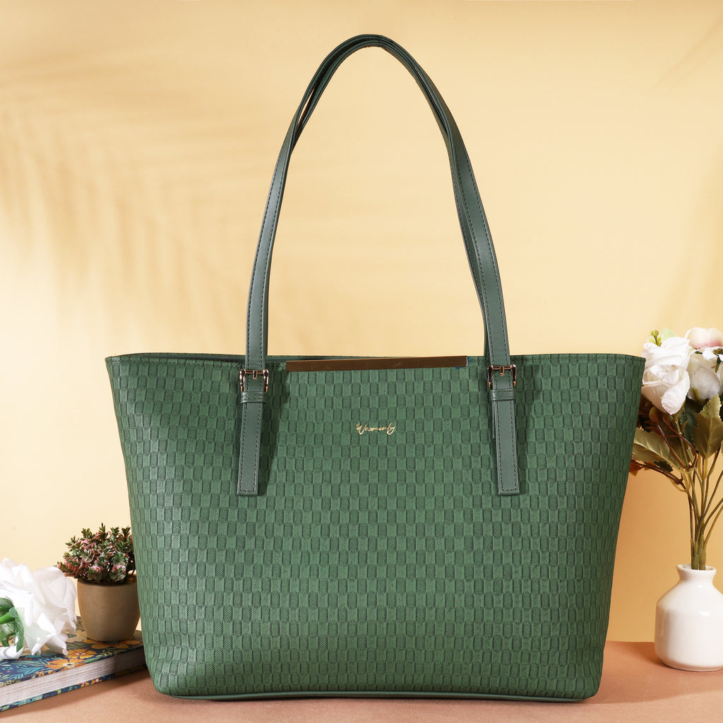 Classic Textured Tote Bag By Woomenly